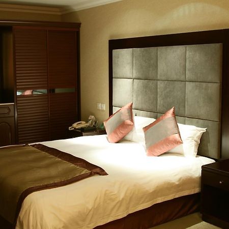 Qingdao Sanfod Hotel מראה חיצוני תמונה