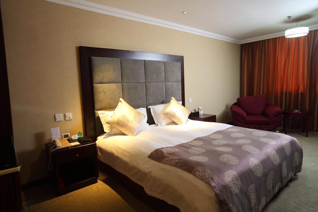 Qingdao Sanfod Hotel חדר תמונה