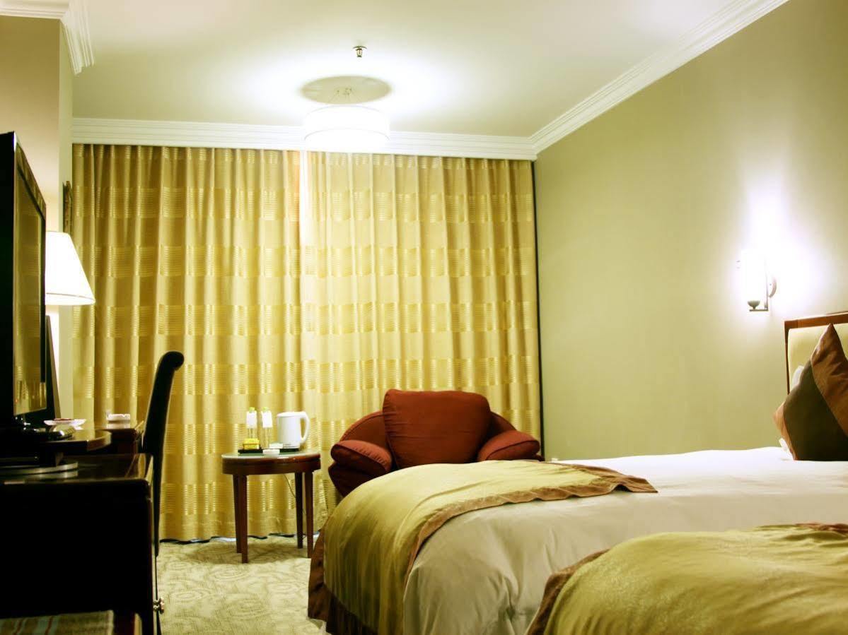 Qingdao Sanfod Hotel מראה חיצוני תמונה